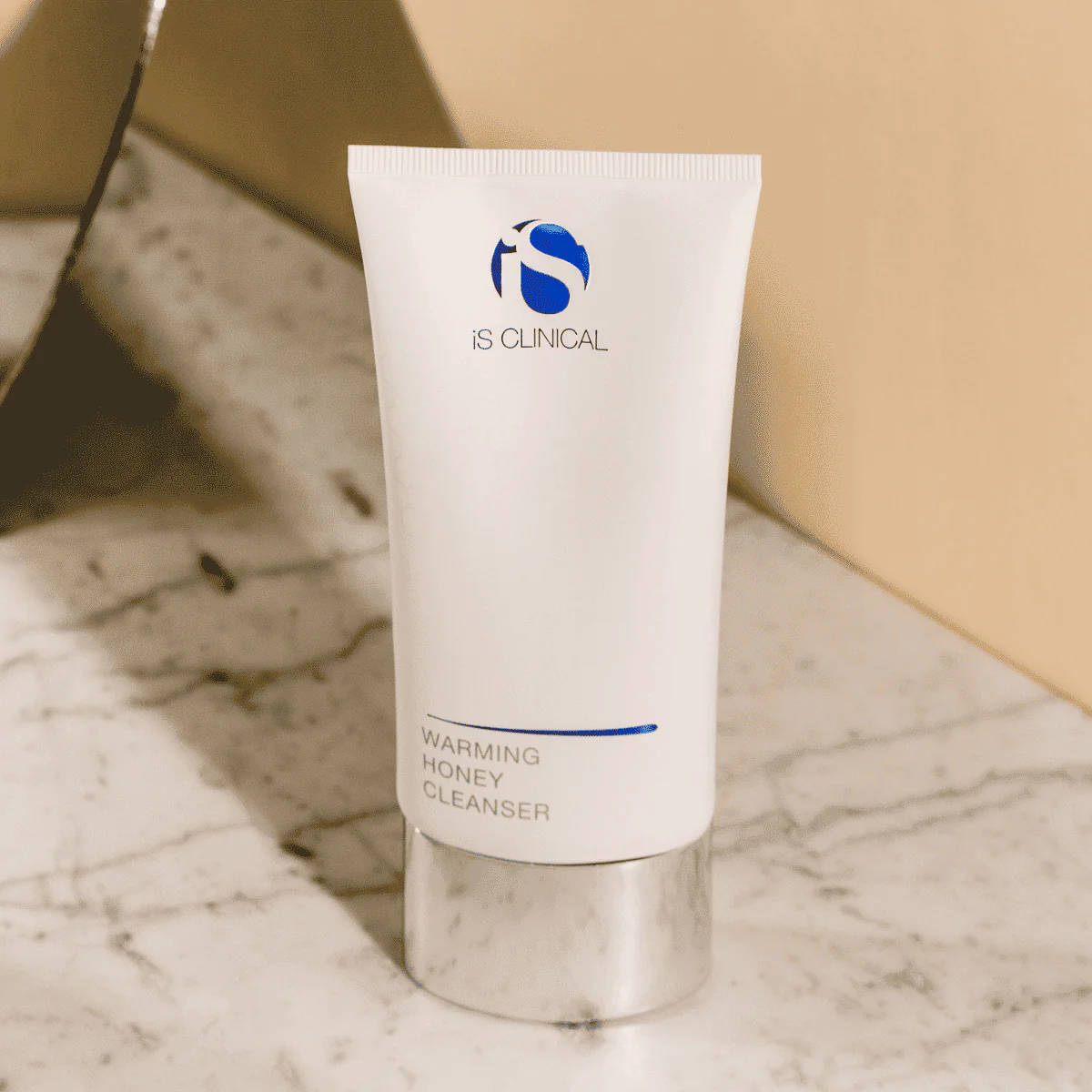 iS CLINICAL Warm Honey Cleanser - 120 ml