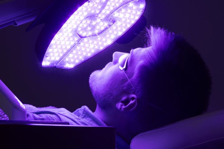 Keep Light medicinsk lysbehandling af ansigt